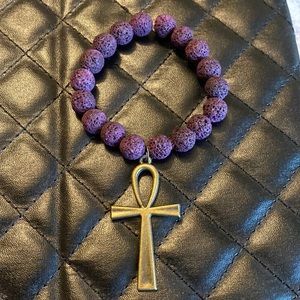 Beaded Bracelet w/gold tone Anhk